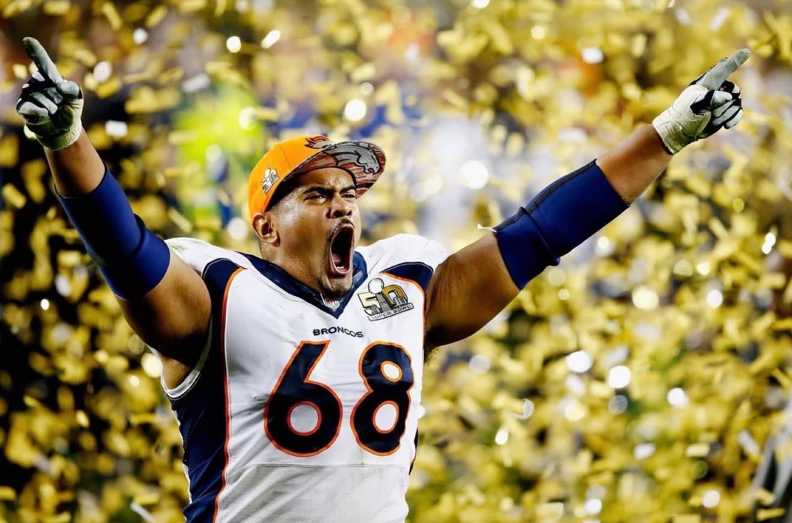 Ryan Harris celebrating the Super Bowl 50 win
